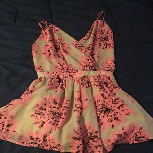 It’s brand new! Have not worn! Is too big